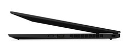Lenovo ThinkPad X1 Carbon G7 z boku