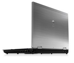 HP EliteBook 8440p zezadu