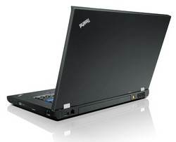 Lenovo ThinkPad W520 zezadu