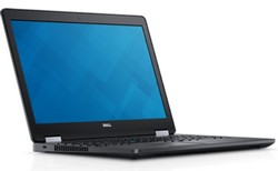 Dell Latitude E5570 otevřený