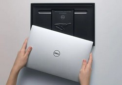 Dell Precision 5530 zavřený