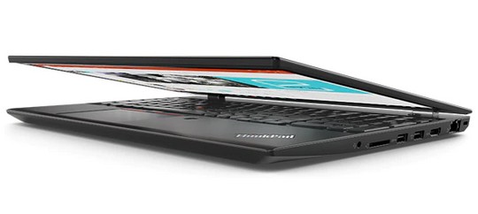 Lenovo ThinkPad T580 přiotevřený