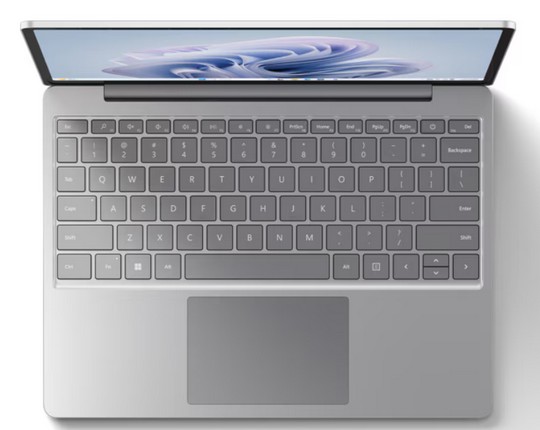 Microsoft Surface Laptop 3 klávesnice